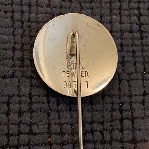 Kirk Pewter Stick/Hat Pin - Picture 3 of 4